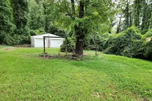 1392 Wadley Ave, East Point, GA 30344 - Photo 26