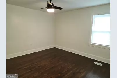 1392 Wadley Avenue, East Point, GA 30344 - Photo 14