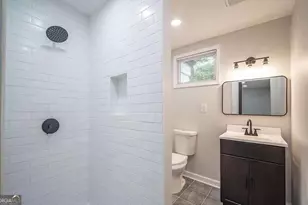 2137 Delowe Dr, Atlanta, GA 30344 - Photo 16