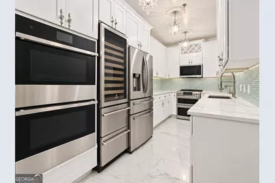 2865 Lenox Road NE #211, Atlanta, GA 30324 - Photo 8