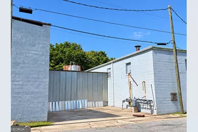 300 W Broad Street, Griffin, GA 30223 - Photo 8