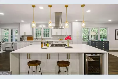 2022 Deren Way NE, Atlanta, GA 30345 - Photo 10
