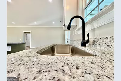 506 Clearwater Circle, Dublin, GA 31021 - Photo 8