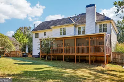 100 Wentworth Way, Newnan, GA 30265 - Photo 2