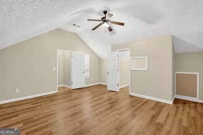 1560 Rogers Crossing Drive, Lithonia, GA 30058 - Photo 30