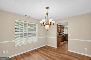 1560 Rogers Crossing Dr, Lithonia, GA 30058 - Photo 14