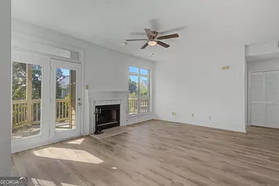 1015 McGill Park Avenue NE, Atlanta, GA 30312 - Photo 6