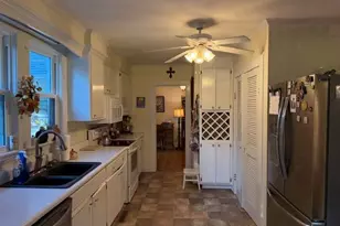 501 Hickory Hill Dr, Thomson, GA 30824 - Photo 12