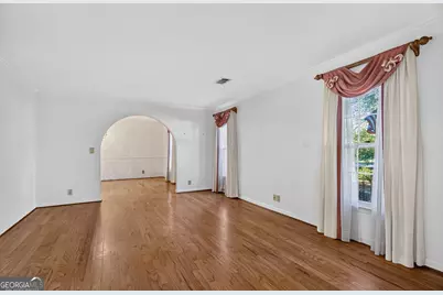 628 Lakewood Drive, Lagrange, GA 30240 - Photo 10