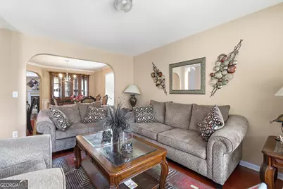 7562 Bowhead Court, Fairburn, GA 30213 - Photo 4