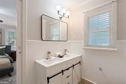 1137 Kingsley Circle NE, Atlanta, GA 30324 - Photo 36