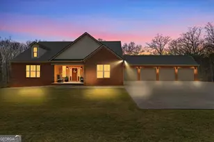 733 Cherry Rd, Franklin, GA 30217 - Photo 2