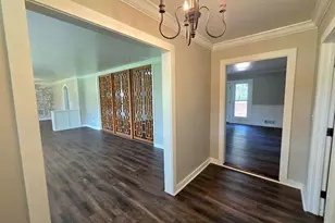 911 W Roanoke Dr Ext, Fitzgerald, GA 31750 - Photo 8