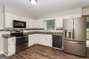 3404 Sherrod Dr, Marietta, GA 30008 - Photo 8