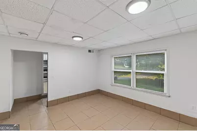 2034 Cambridge Avenue, College Park, GA 30337 - Photo 14