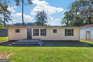 182 De Jarnette Rd, Eatonton, GA 31024 - Photo 4