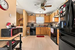 255 Galway Ln, Hampton, GA 30228 - Photo 12