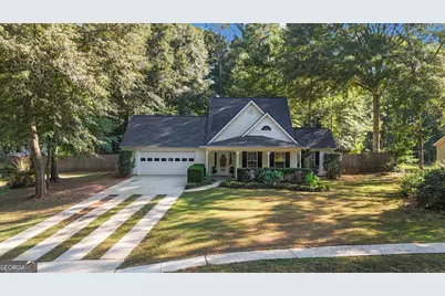 692 Willow Dell Drive, Senoia, GA 30276 - Photo 1