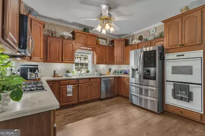 35 Wentworth Way, Newnan, GA 30265 - Photo 18