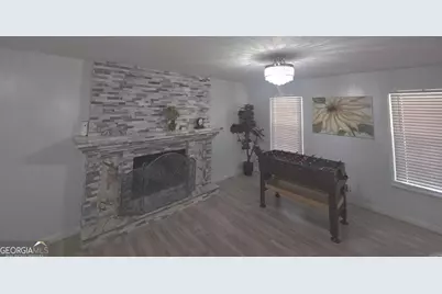 3944 Thornhill Drive SW, Lilburn, GA 30047 - Photo 10