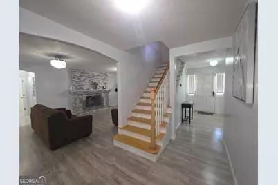 3944 Thornhill Drive SW, Lilburn, GA 30047 - Photo 6