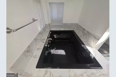 3944 Thornhill Drive SW, Lilburn, GA 30047 - Photo 28