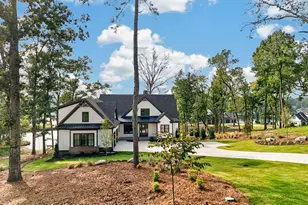215 Falls Ln, Milledgeville, GA 31061 - Photo 2