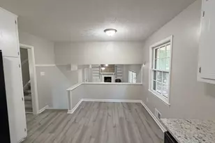 2271 Emerald Springs Dr, Decatur, GA 30035 - Photo 8