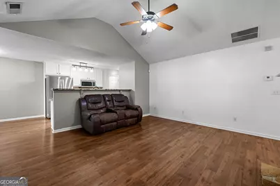 26 Belltree Circle, Newnan, GA 30265 - Photo 10
