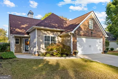 26 Belltree Circle, Newnan, GA 30265 - Photo 1