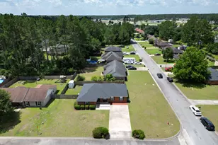 2201 Driftwood Ln, Hinesville, GA 31313 - Photo 2
