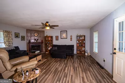 759 Bank's Rd, Carnesville, GA 30521 - Photo 2