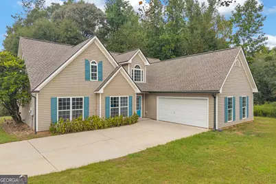 22 Maple Leaf Court, Hoschton, GA 30548 - Photo 2