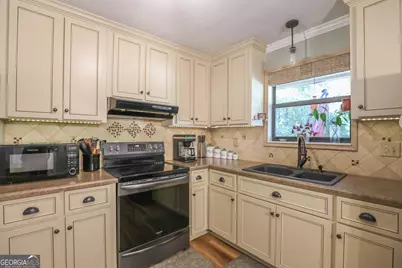 120 Hubbard Dr, Gordon, GA 31031 - Photo 8