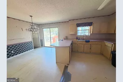 701 Charlotte Court, Hinesville, GA 31313 - Photo 10