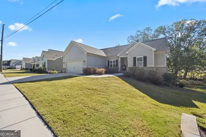 388 Sunset Drive, Statham, GA 30666 - Photo 6