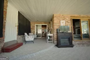 258 W Adams St, Tennille, GA 31089 - Photo 18