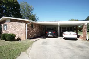 258 W Adams St, Tennille, GA 31089 - Photo 2