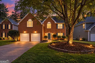 3952 Lullwater Main NW, Kennesaw, GA 30144 - Photo 2