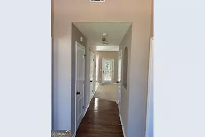 6972 Harbor Town Way, Stone Mountain, GA 30087 - Photo 4