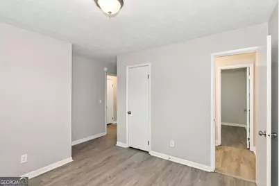 8020 Kendrick Road, Jonesboro, GA 30238 - Photo 10