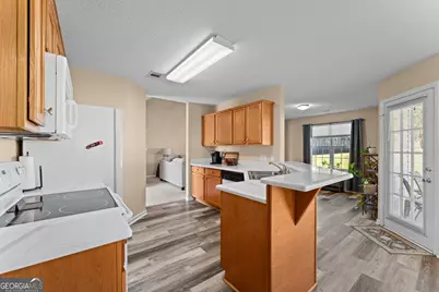 140 Knights Bridge, Warner Robins, GA 31093 - Photo 16