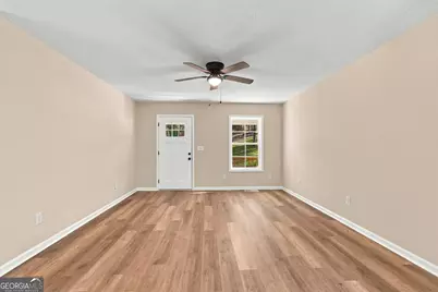 420 Parkway Drive, Toccoa, GA 30577 - Photo 6