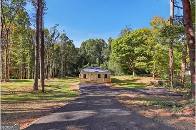 420 Parkway Drive, Toccoa, GA 30577 - Photo 2