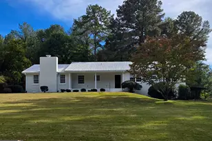 1040 Carol Dr, Watkinsville, GA 30677 - Photo 1
