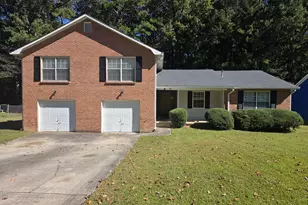 5852 Summerglen Ln, Atlanta, GA 30349 - Photo 1