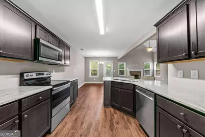 1249 Oak Springs Way, Statham, GA 30666 - Photo 4