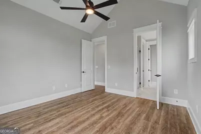 100 Redhaven Drive, Senoia, GA 30276 - Photo 12