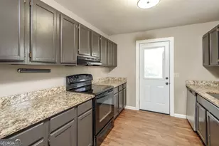 132 Ash St, Good Hope, GA 30641 - Photo 8