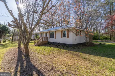 132 Ash Street, Good Hope, GA 30641 - Photo 2